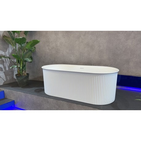 Bain Autoportant 59 po ou 67 po LIVIA